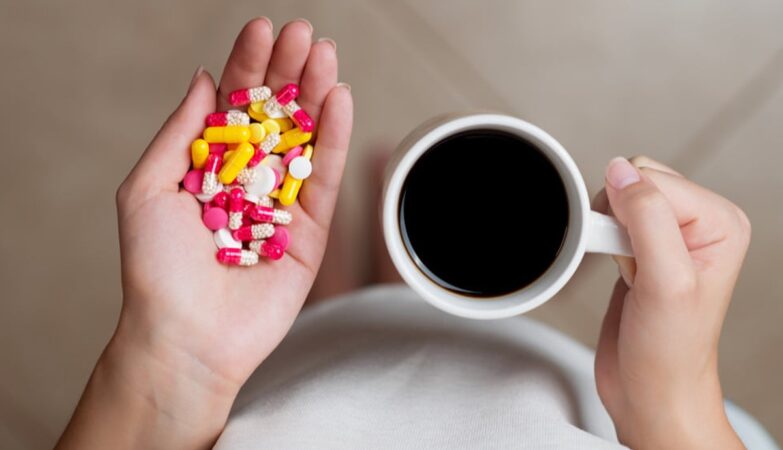 7 Fakta Kopi Bisa Kurangi Kekuatan Antibiotik, Ini Penjelasan Ilmiahnya