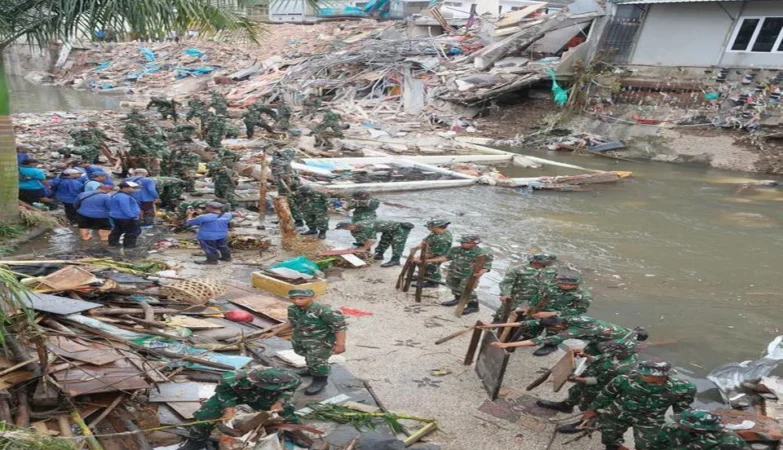 Sampah Banjir Bali 2025: 154 Ton Limbah Plastik Cemari Lingkungan