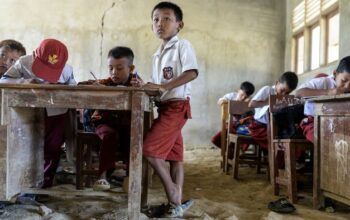 10 Contoh Hak dan Kewajiban Warga Negara dalam UUD 1945, Lengkap dan Mudah Dipahami