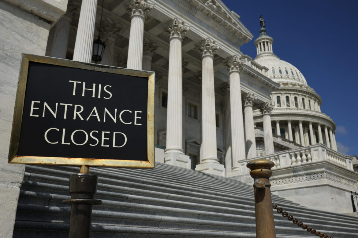Government Shutdown AS 2025: 7 Fakta Eksklusif, Dampak Global, dan Perkembangan Terkini