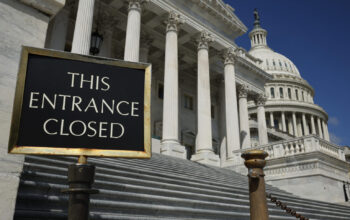 Government Shutdown AS 2025: 7 Fakta Eksklusif, Dampak Global, dan Perkembangan Terkini
